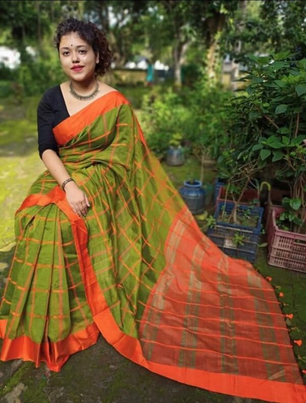 Handloom Checks on Pure Silk Saree