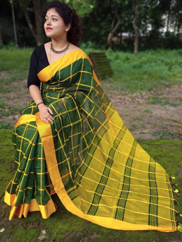 Handloom Checks on Pure Silk Saree